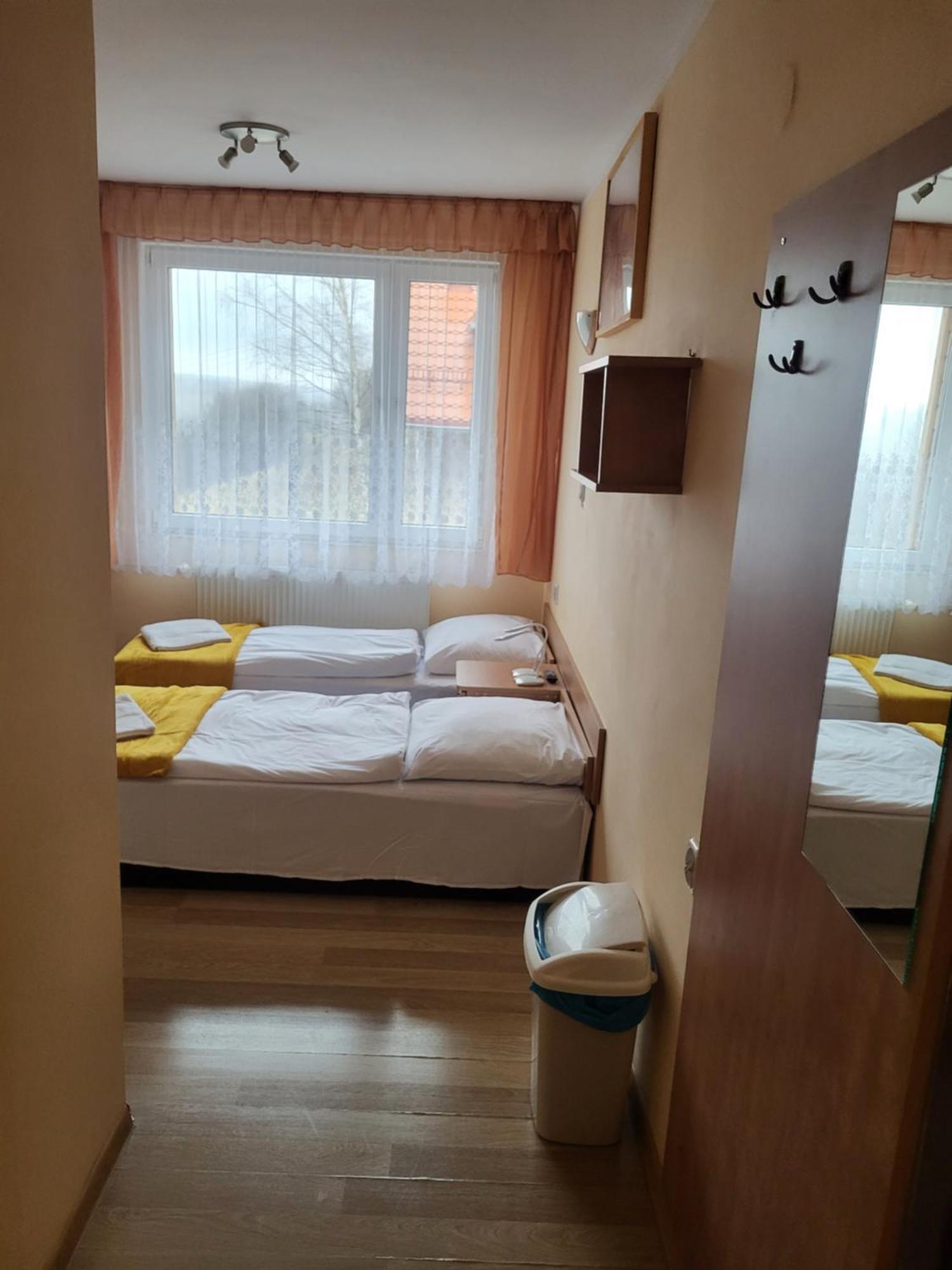 O.W.S. Strzecha Hotel Дужники Здрой Екстериор снимка