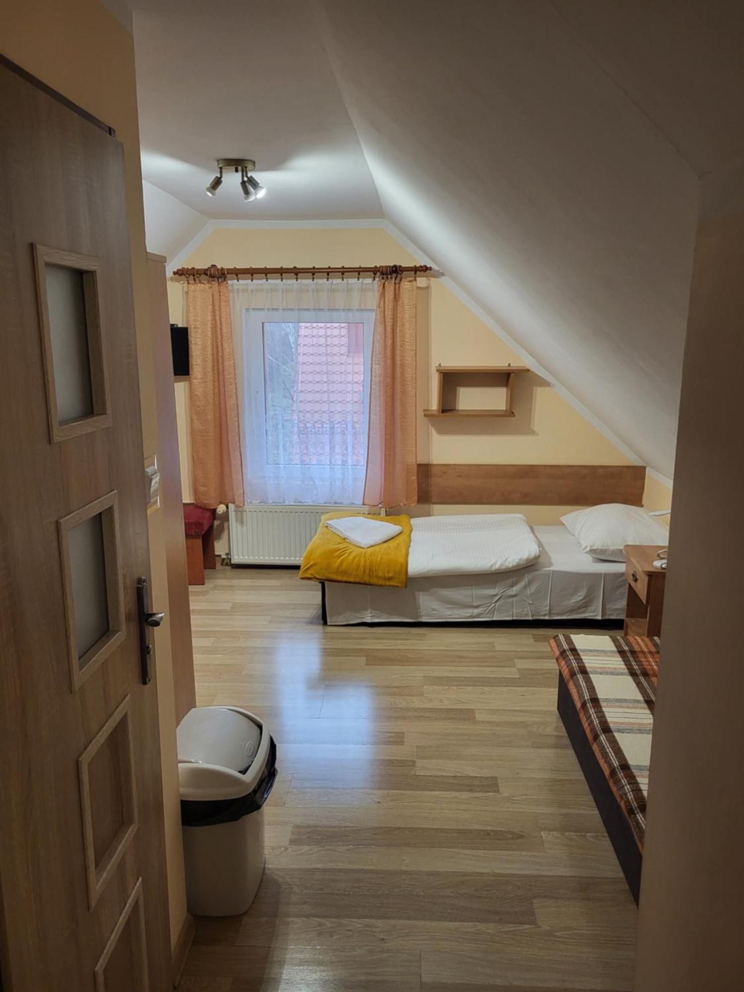 O.W.S. Strzecha Hotel Дужники Здрой Екстериор снимка